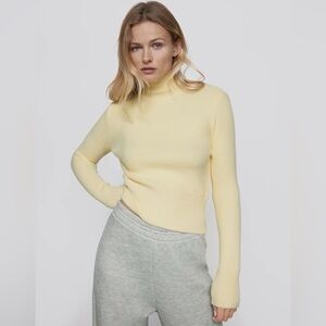 Zara Yellow Turtleneck Sweater Soft Knit Ribbed Hem Size S